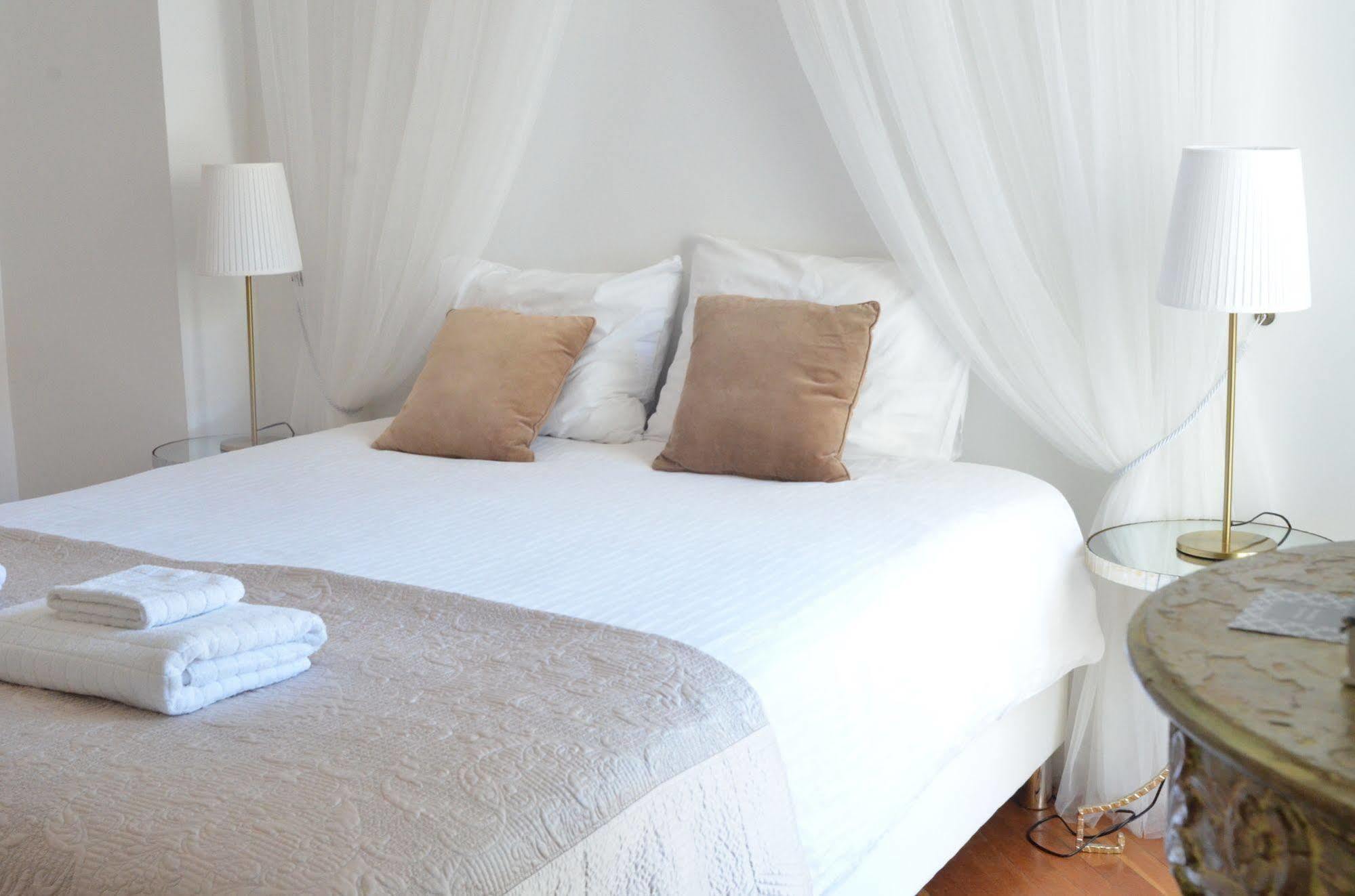 Shiado Suites Couette-café